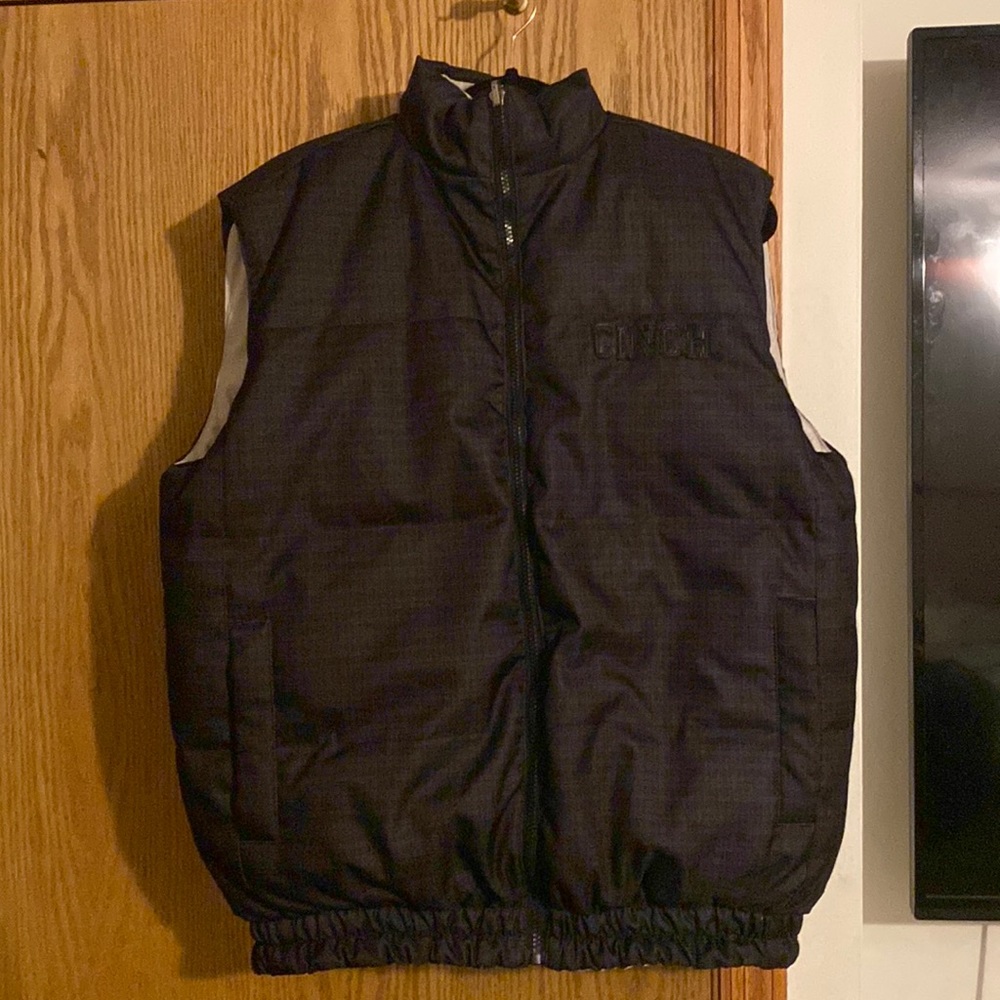 Cinch down vest